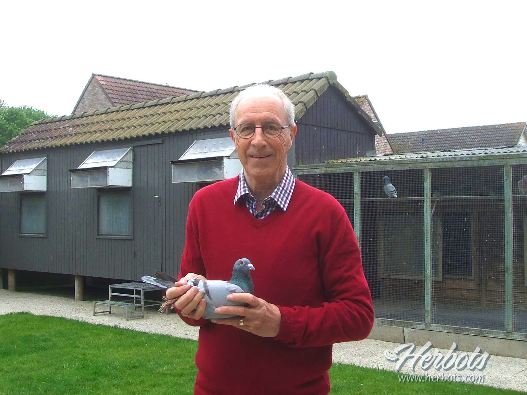 Marcel Buijsse wins 1st provincial Morlincourt against 9,657birds.