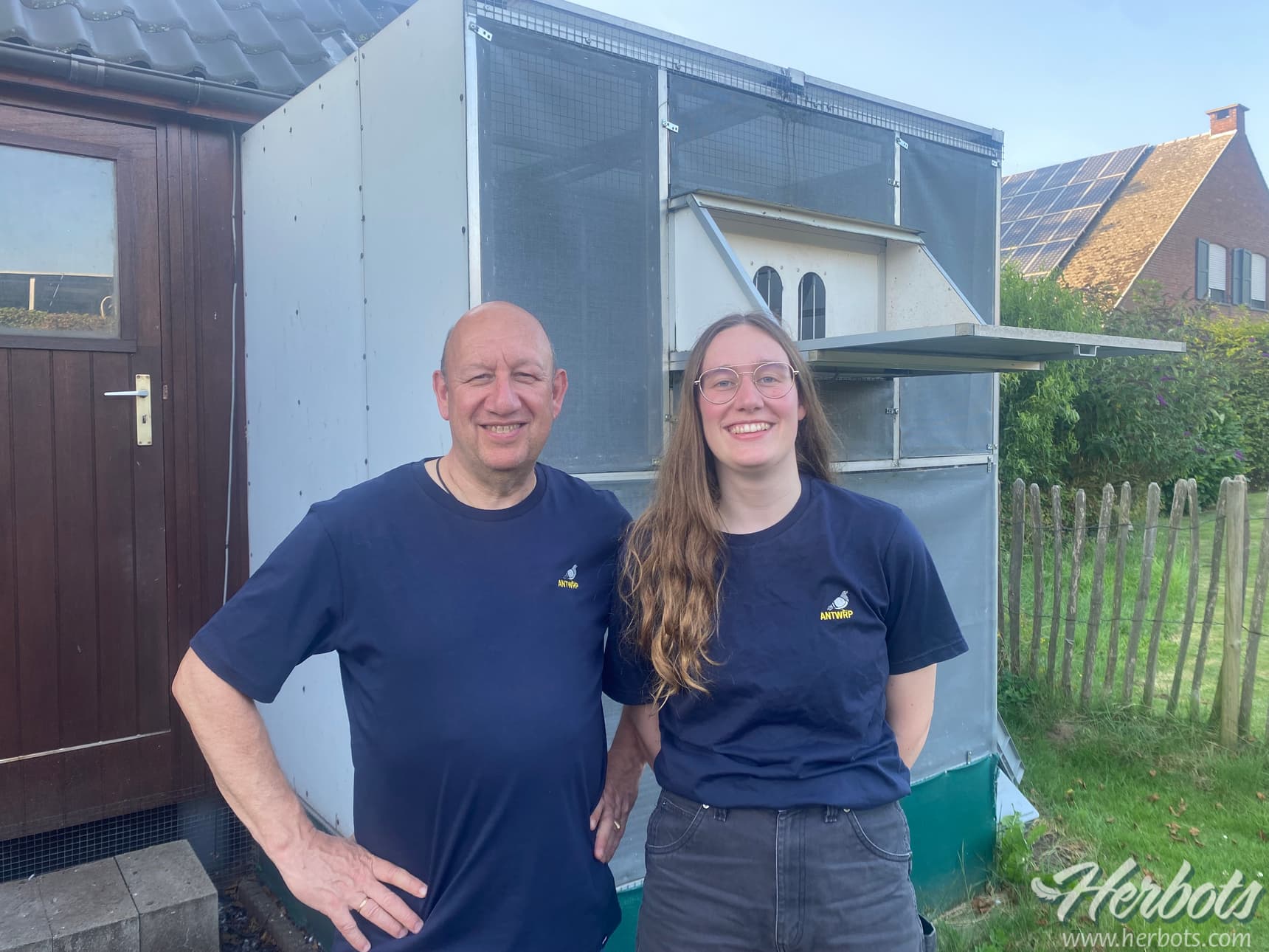 Peter & Morgan Vervoort win 2nd National Narbonne Old Birds with "Zendaya"