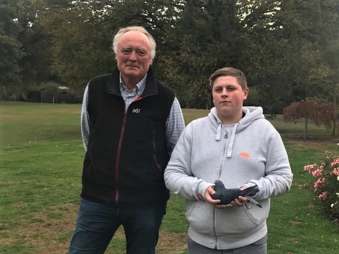 Pigeon Bids Breeding Loft A.T.