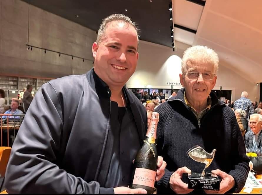 乔&弗罗里安.亨得力士父子（Jo and Florian Hendriks）