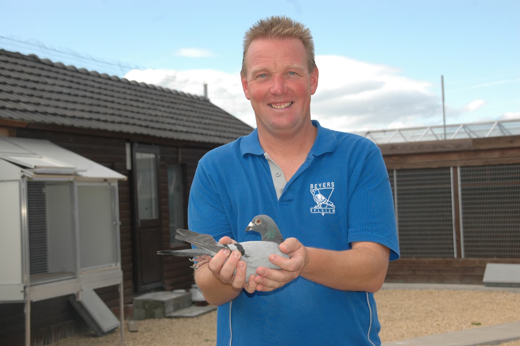 Ronny Menten from Rummen wins 1st Nat (z) Argenton 1,373 old birds