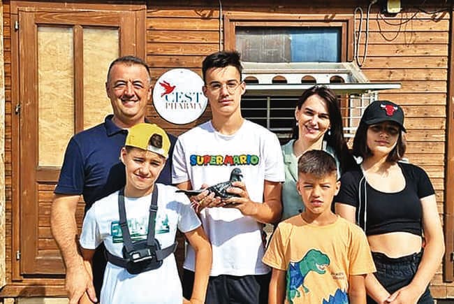 Tunduc Family: 1 International Vierzon